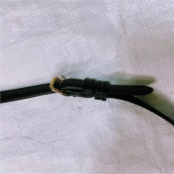 Preworn Coach Black F52881 Crossgrain Leather East West Pop Crossbody - Picture 3 of 9